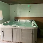 Appartement Climatisé Proche Et Avec Accès Jacuzzi En Sus