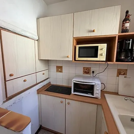 Maison De Proche Mer, En Camargue Sur Le Chemin De Saint Jacques De Compostelle, Clim Reversible アパート ヴォヴェール